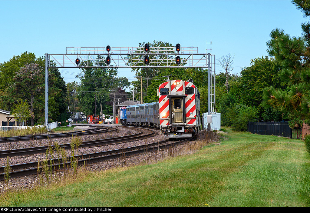 METRA inbound